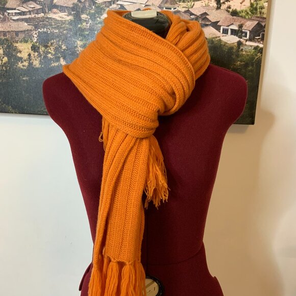 Hermes Chasmire Orange winter scarf - Picture 1 of 4